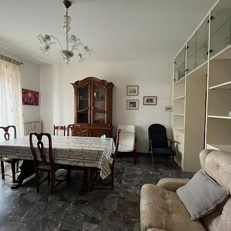 Apartment Casa A Due Passi Dal Mare *