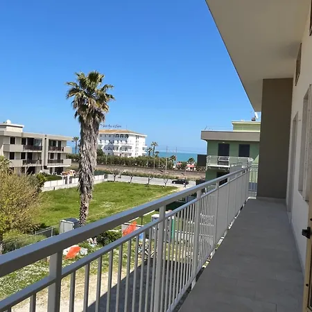 Casa A Due Passi Dal Mare Cupra Marittima